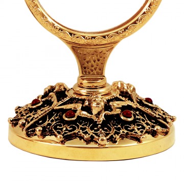 Monstrance shrine with Angels