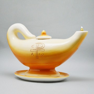 Aladdin lamp in ceramic