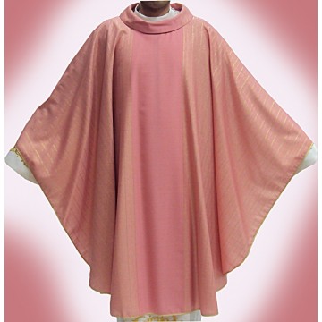 Chasuble in Pink Wool