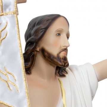 Risen Christ Statue in...