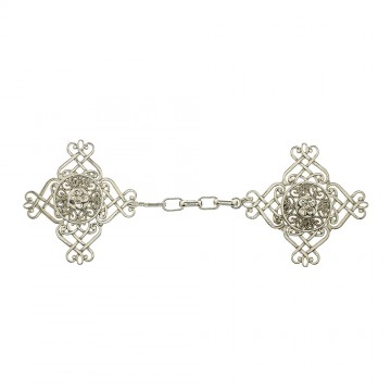 Cope Clasp in Silver Metal