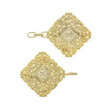 Cope Clasp in Gold Metal