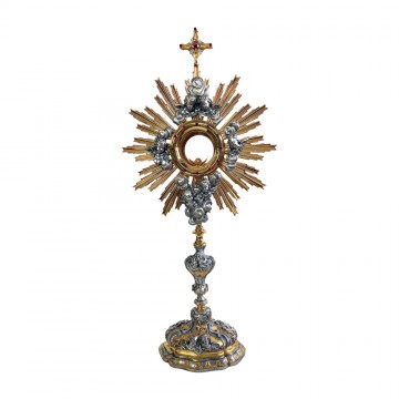 Baroque monstrance for 150...