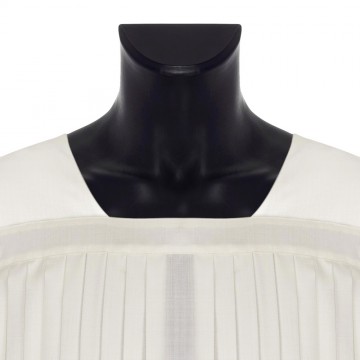 Pleated Alb in Wool Blend