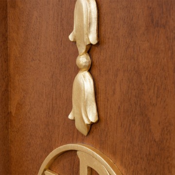 Ambo in Wood and Gold Leaf