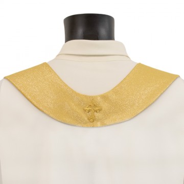 Golden Chasuble in Wool...