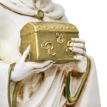 Statue of White Wise King...