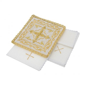 Embroidered Mass Linen Set...