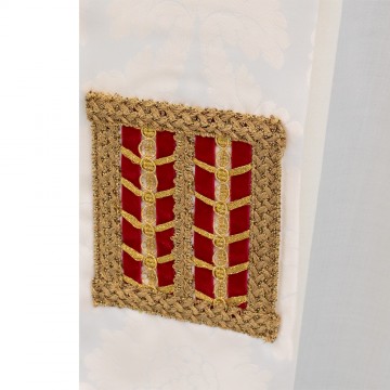 Gothic Chasuble in Damask...