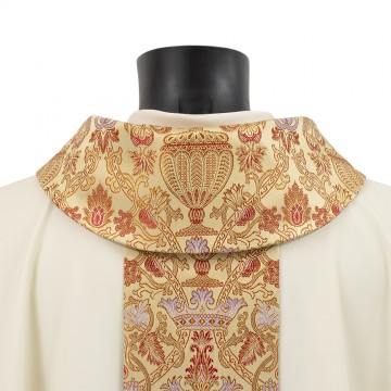 Ivory Chasuble with Lampas...