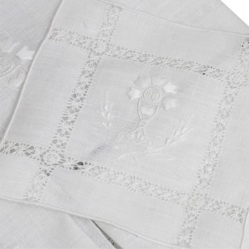 White Altar Mass Set