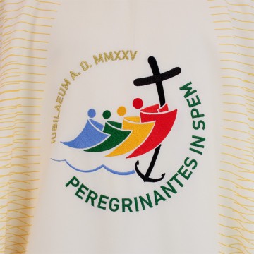 Embroidered Ivory Jubilee...