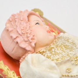 Statue of Baby Mary