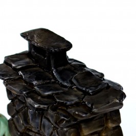 Pizza Maker at the Oven Landi