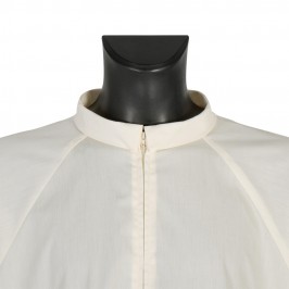 Ivory Priest Alb