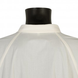 Ivory Priest Alb