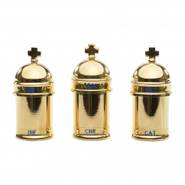 Case with 3 stocks on a tray