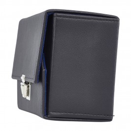 Case with 3 stocks on a tray